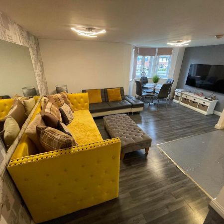 Empire Serviced Apartments Hinckley Bagian luar foto