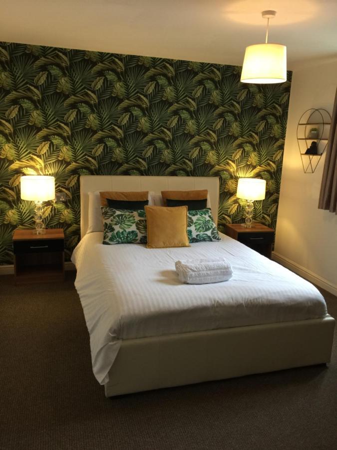 Empire Serviced Apartments Hinckley Bagian luar foto