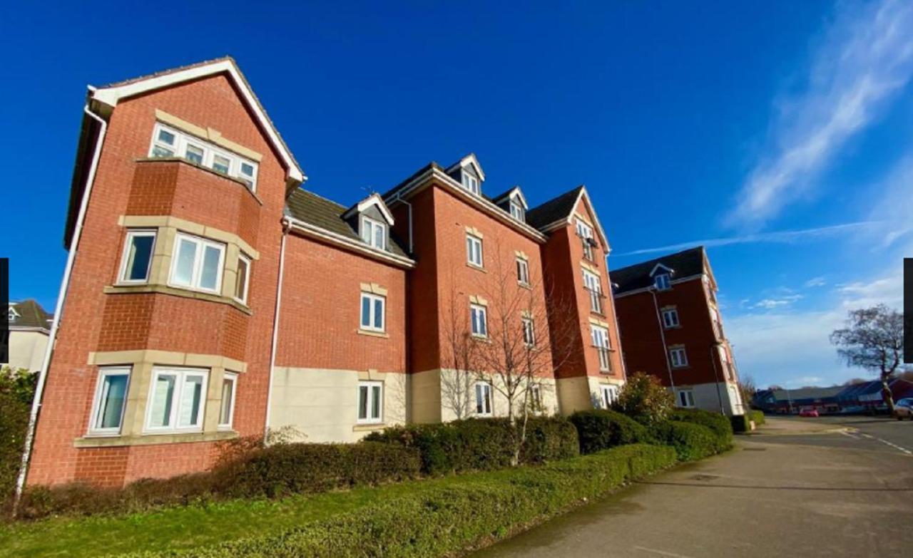 Empire Serviced Apartments Hinckley Bagian luar foto
